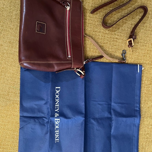 Dooney & Burke Brown Leather Shoulder Bag - Picture 9 of 9